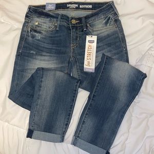Levi’s Boyfriend Juniors Jeans